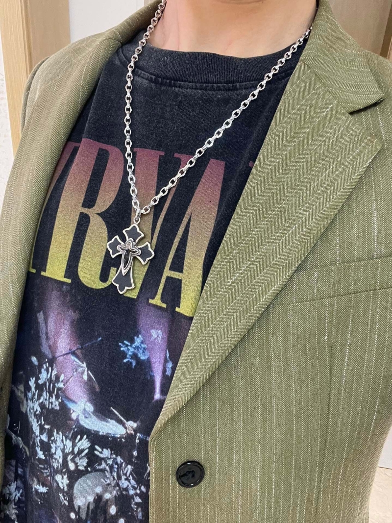 Gvc*1 necklaces